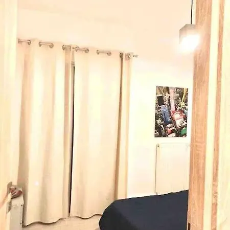 Apartment **cozy, Seaside, Spacious, 2 Bedroom Apartment** Thessaloniki